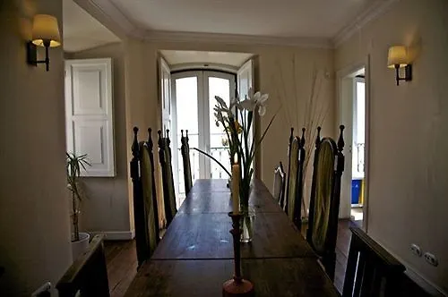Oasis Backpackers' Hostel Lisbon Cowork & Coliving
